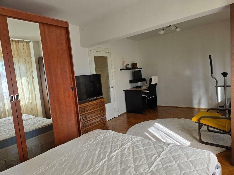 Stefan cel Mare, Lizeanu, Viitorului, et 2, bl 1982